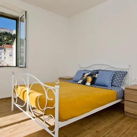 Hvar Sea View Apartment *