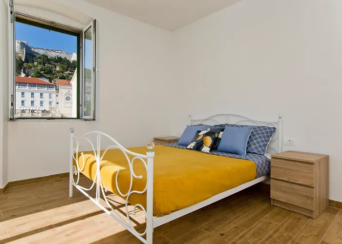 Hvar Sea View Apartment *